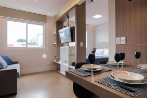 Studio prox shopping Curitiba Wifi, TV a Cabo e ar by UROOMS